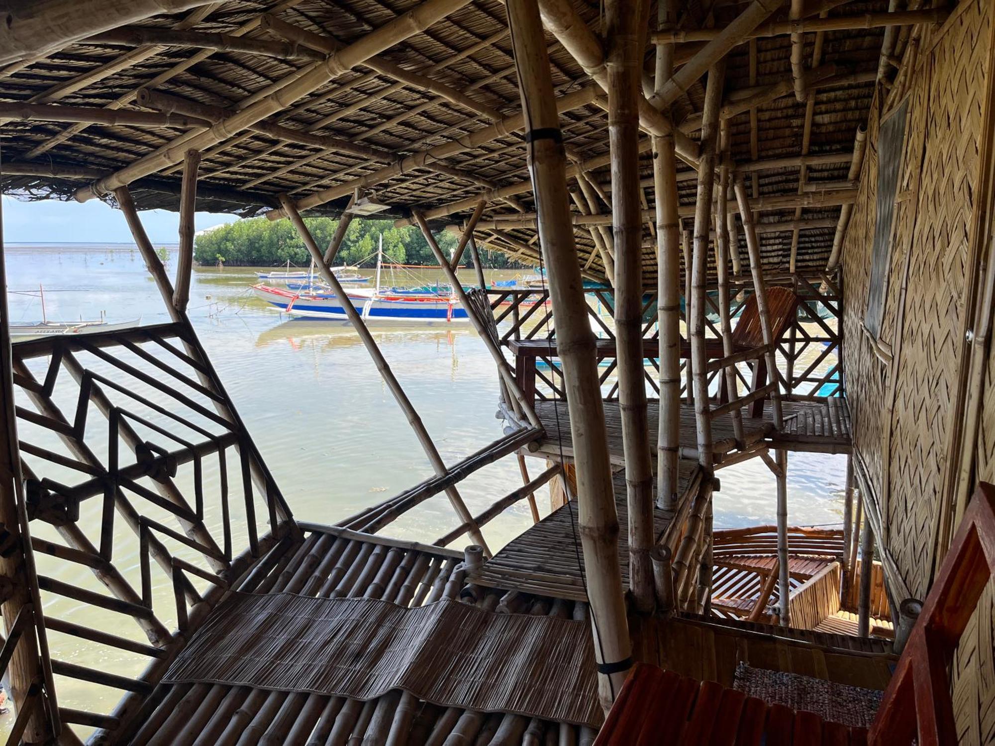 Bamboo Nest Beachfront プエルト・プリンセサ エクステリア 写真