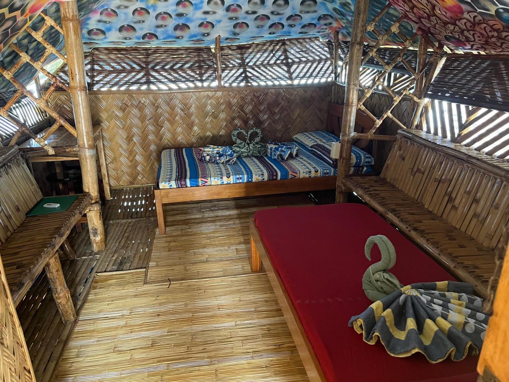 Bamboo Nest Beachfront プエルト・プリンセサ エクステリア 写真