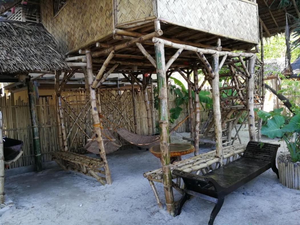 Bamboo Nest Beachfront プエルト・プリンセサ エクステリア 写真